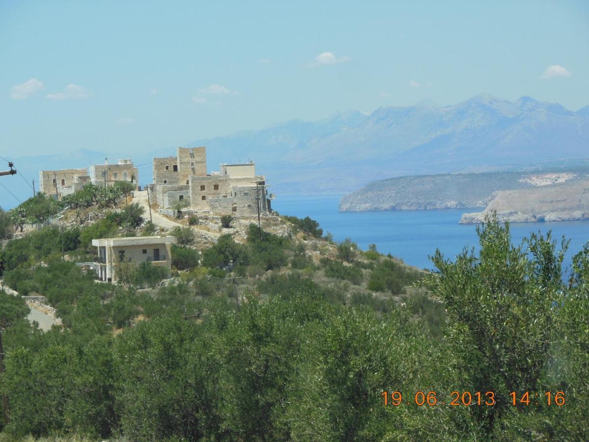 Tsitsiris Castle Hotel Stavríon Eksteriør billede